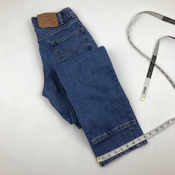 Vintage Levi’s 505 High Waist wedgie fit Jeans - Picture 6 of 8